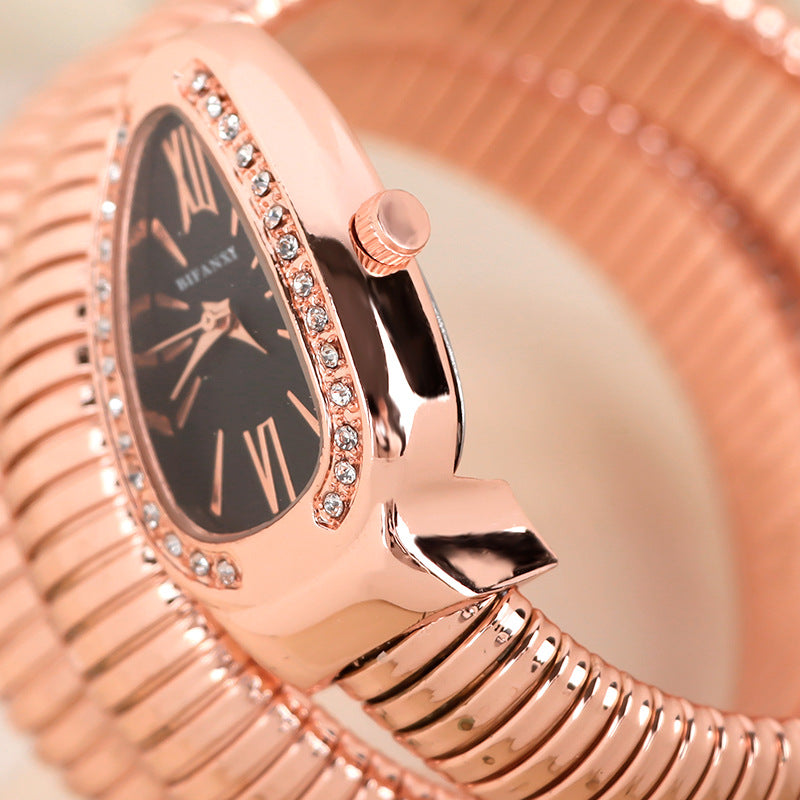 Fashion Snake Bracelet Quartz Watch