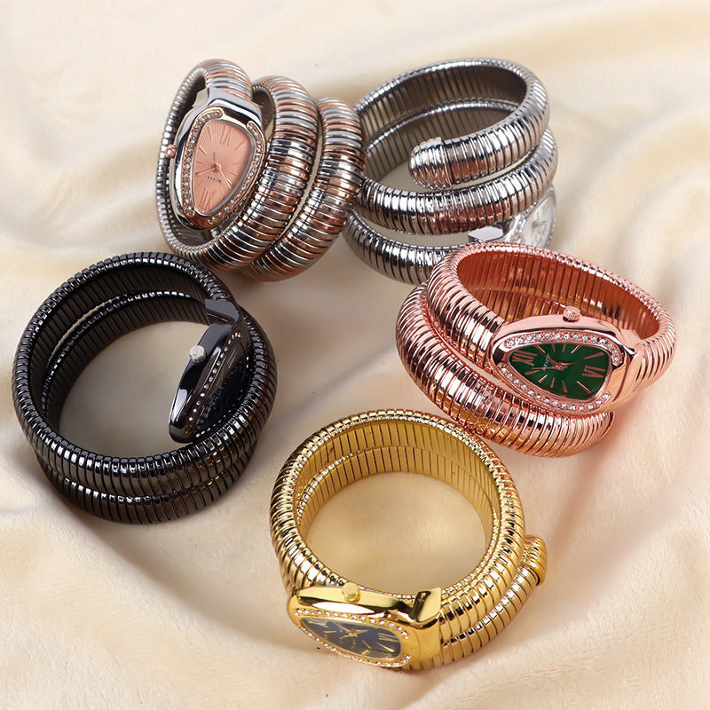 Fashion Snake Bracelet Quartz Watch
