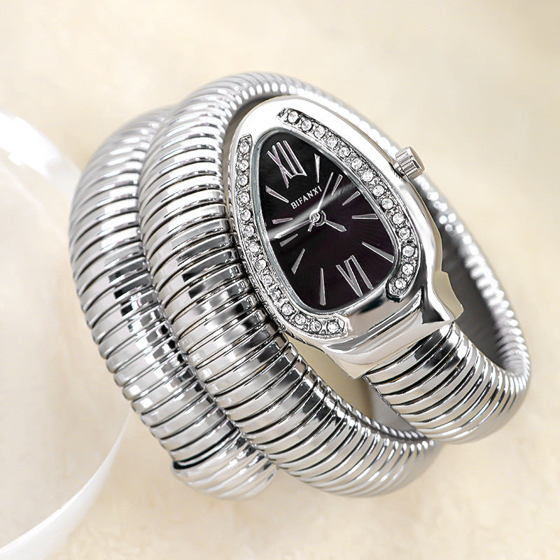 Fashion Snake Bracelet Quartz Watch