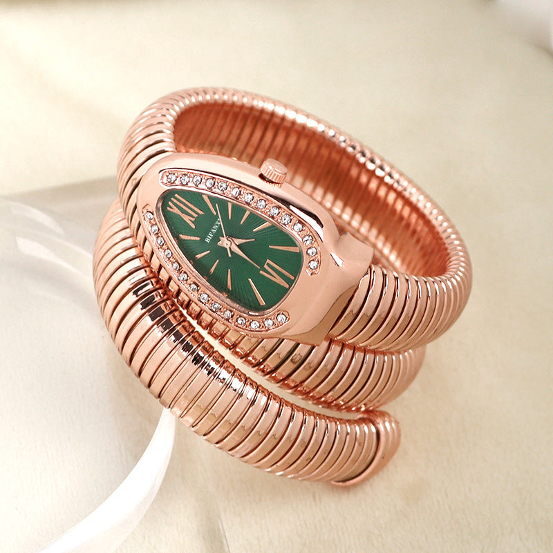 Fashion Snake Bracelet Quartz Watch